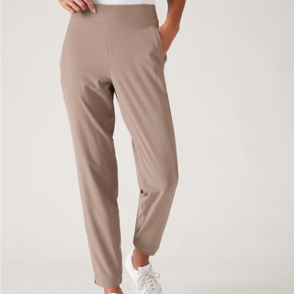 New Athleta Brooklyn Heights High RiseJogger Pants Size 12 Pyrite